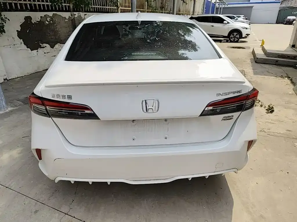 Honda Inspire — фото 5