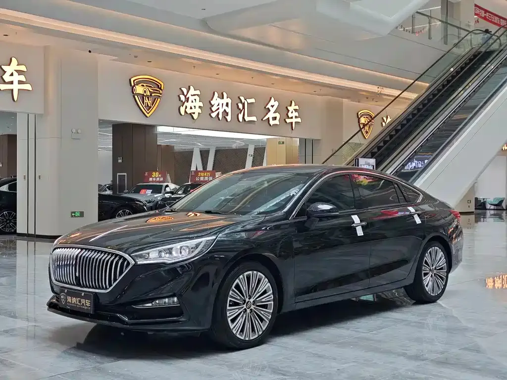 Hongqi H5 — фото 1