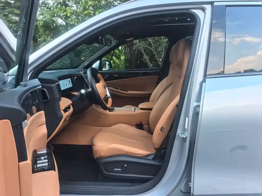 Geely Galaxy L7 — фото 3