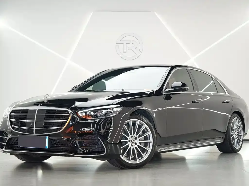 Mercedes-Benz S-Class — фото 1