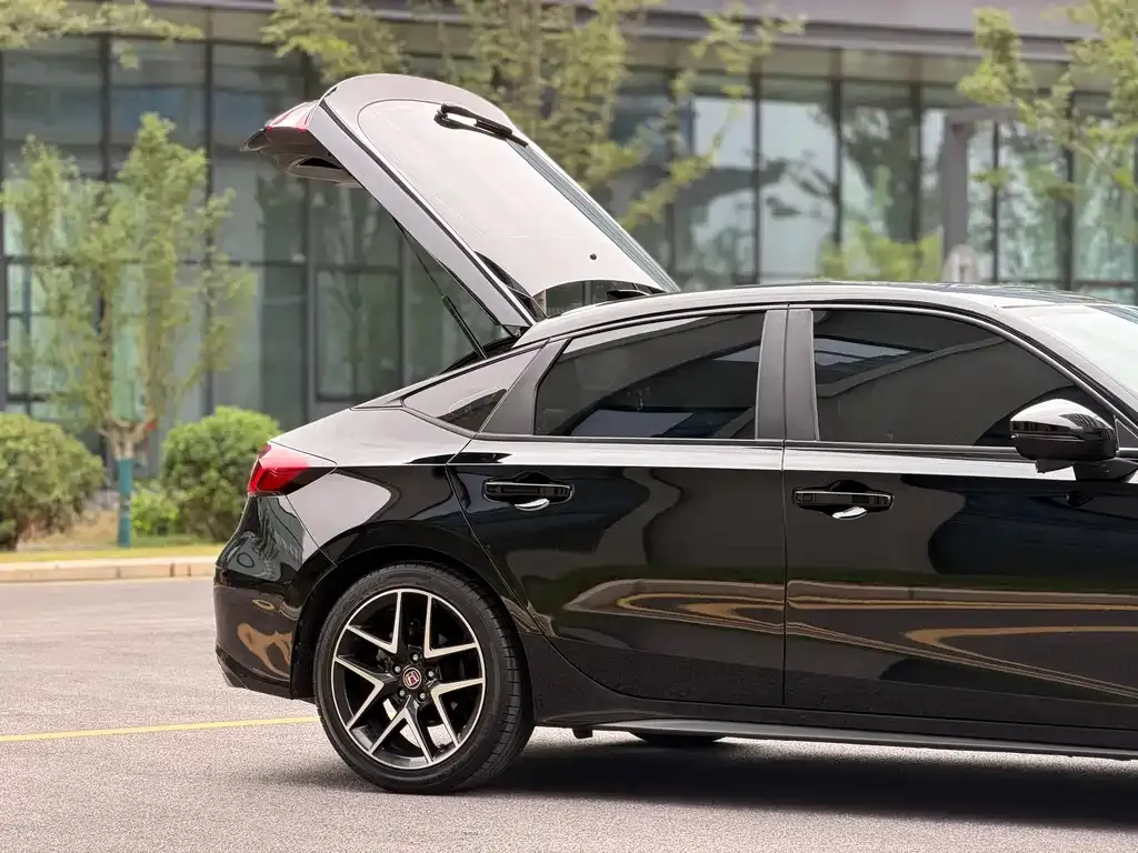 Honda Civic — фото 10