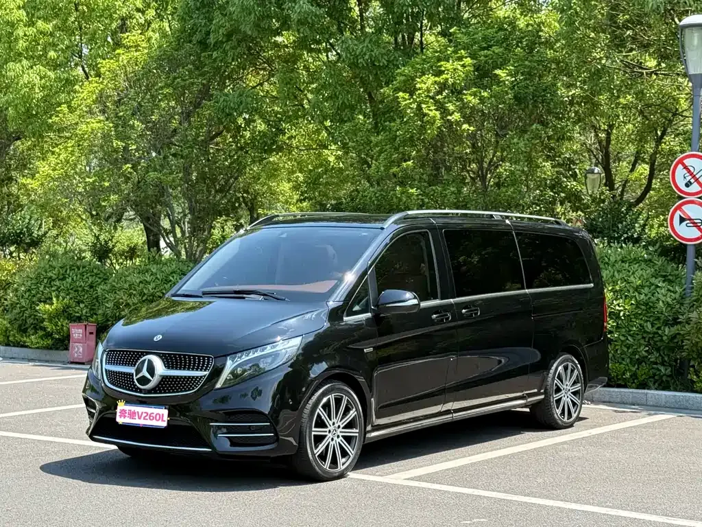 Mercedes-Benz V-Class — фото 7