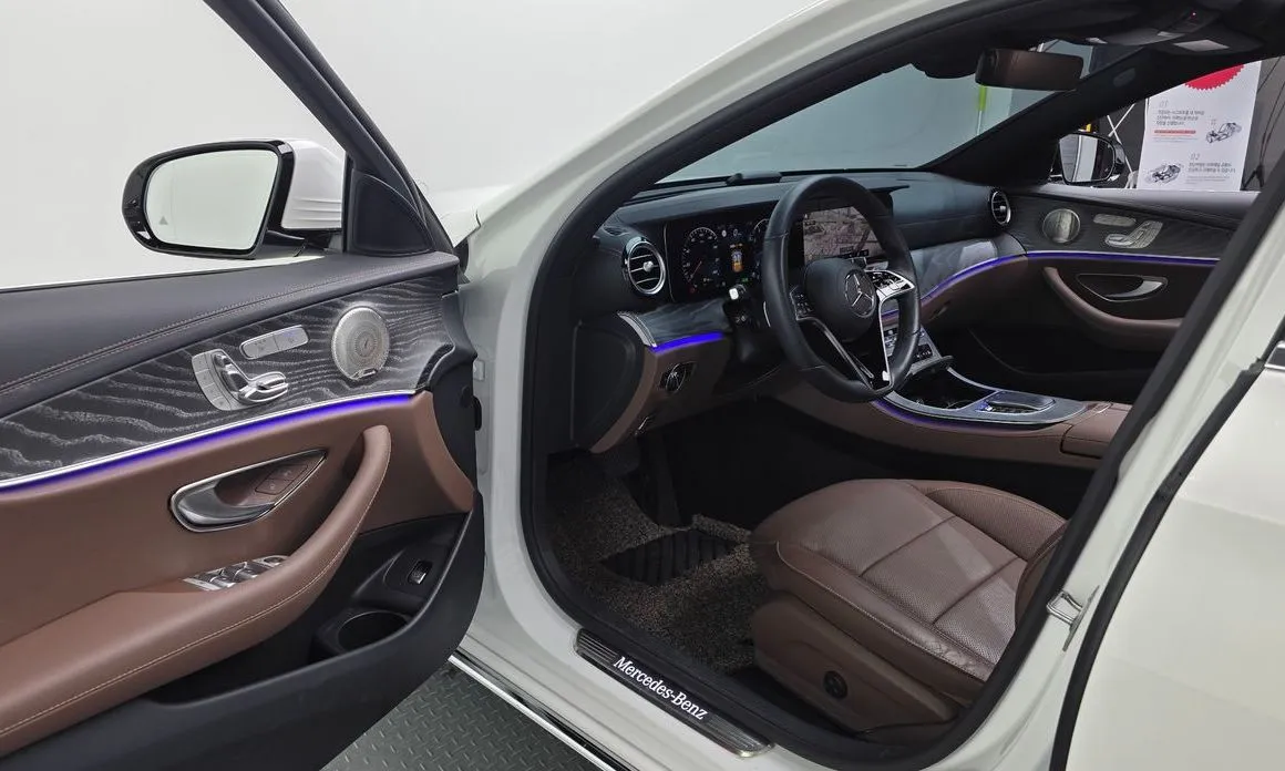 Mercedes-Benz E-Class 2023 из KR, фото 10