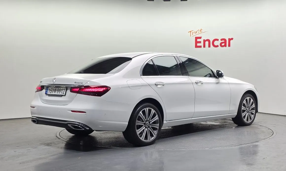 Mercedes-Benz E-Class 2023 из KR, фото 4