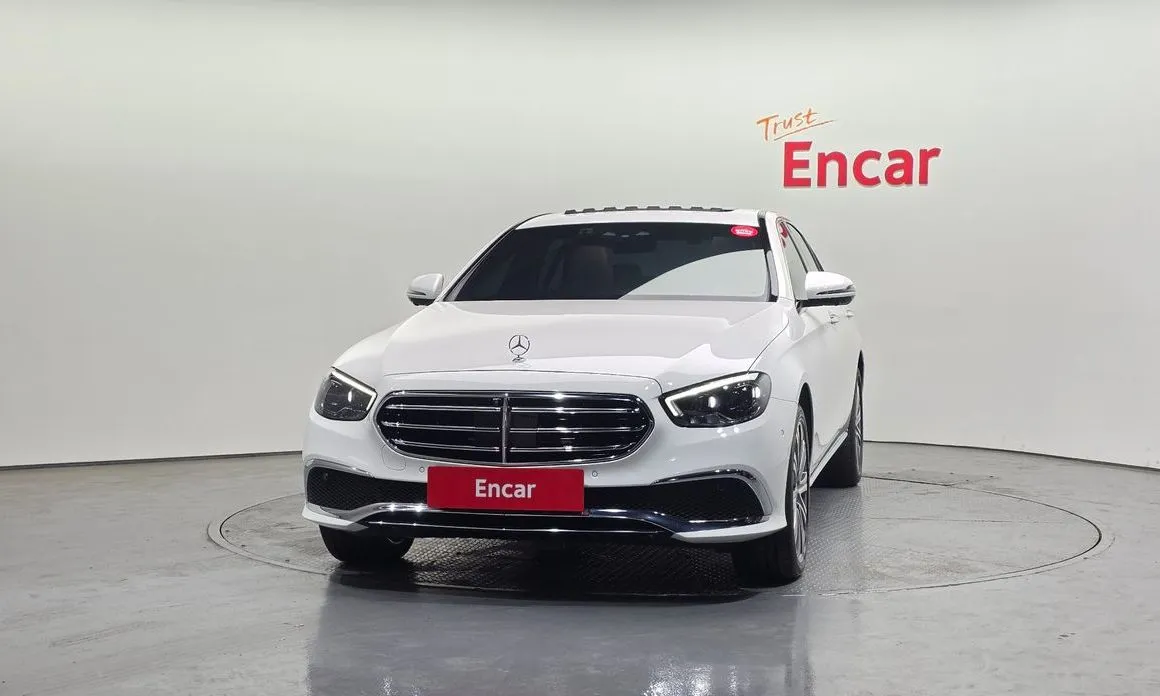 Mercedes-Benz E-Class 2023 из KR, фото 3