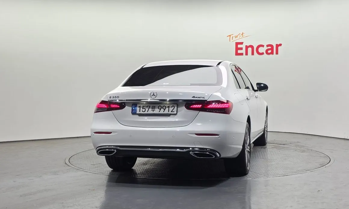 Mercedes-Benz E-Class 2023 из KR, фото 2
