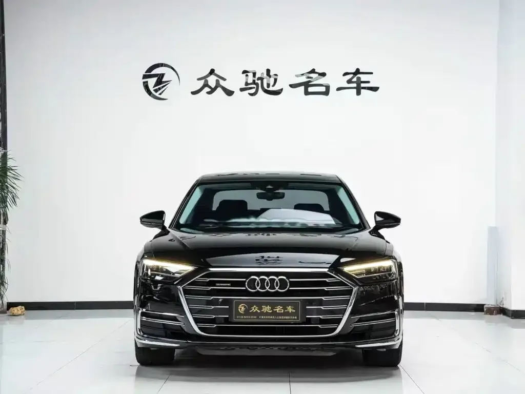 Audi A8 — фото 2
