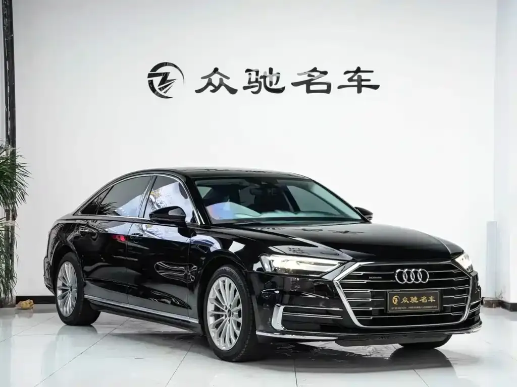 Audi A8 — фото 10