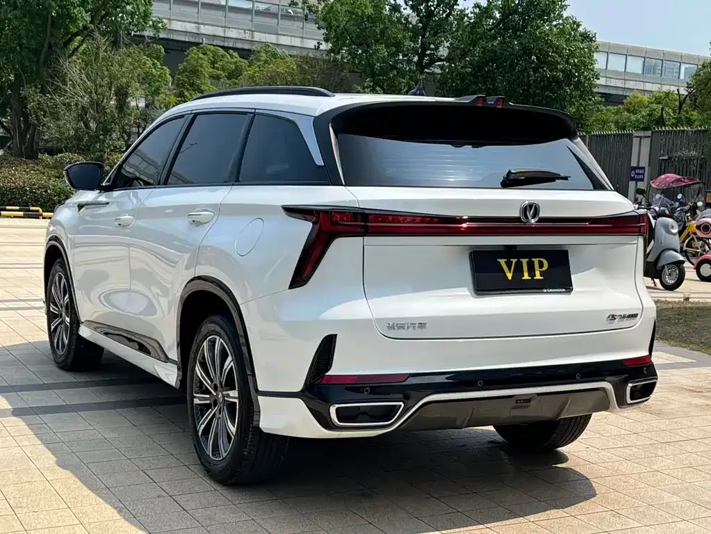 Changan CS75PLUS — фото 7