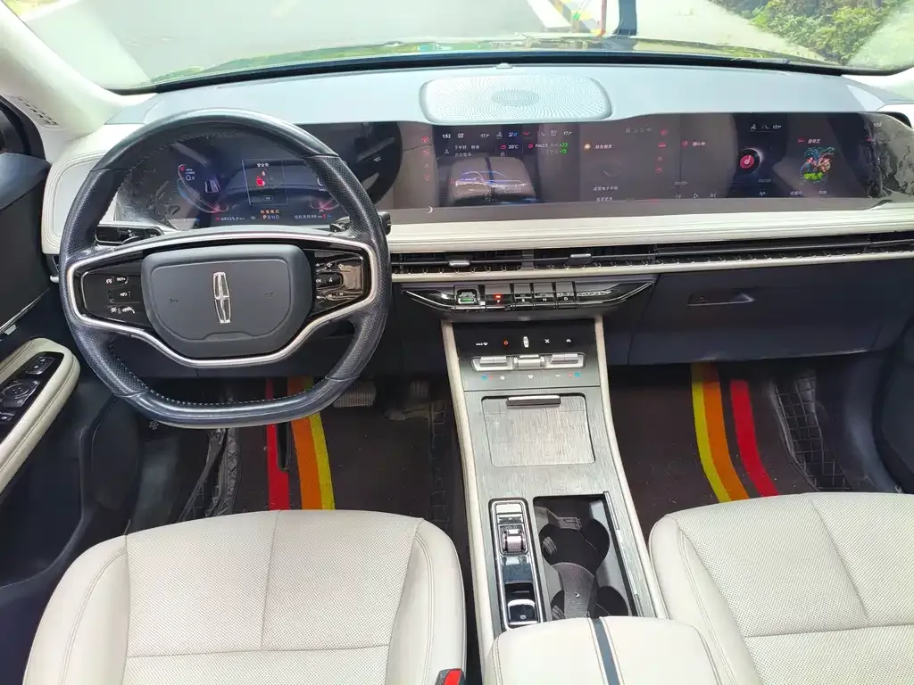Lincoln Corsair 2024 из CN, фото 3