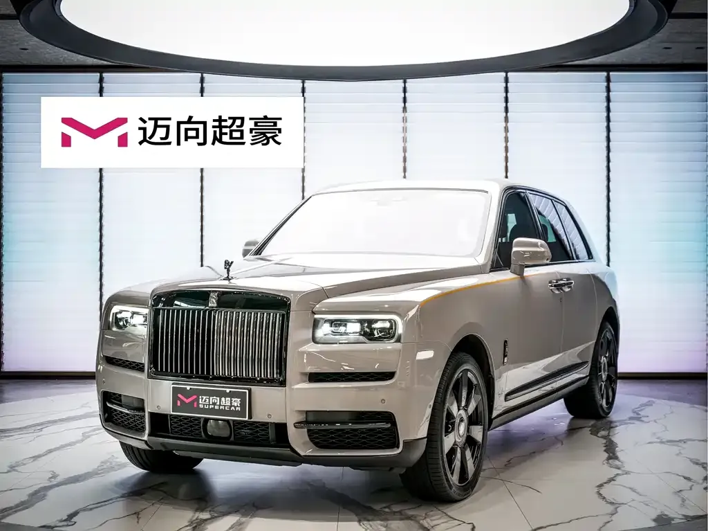Rolls-Royce Cullinan — фото 1