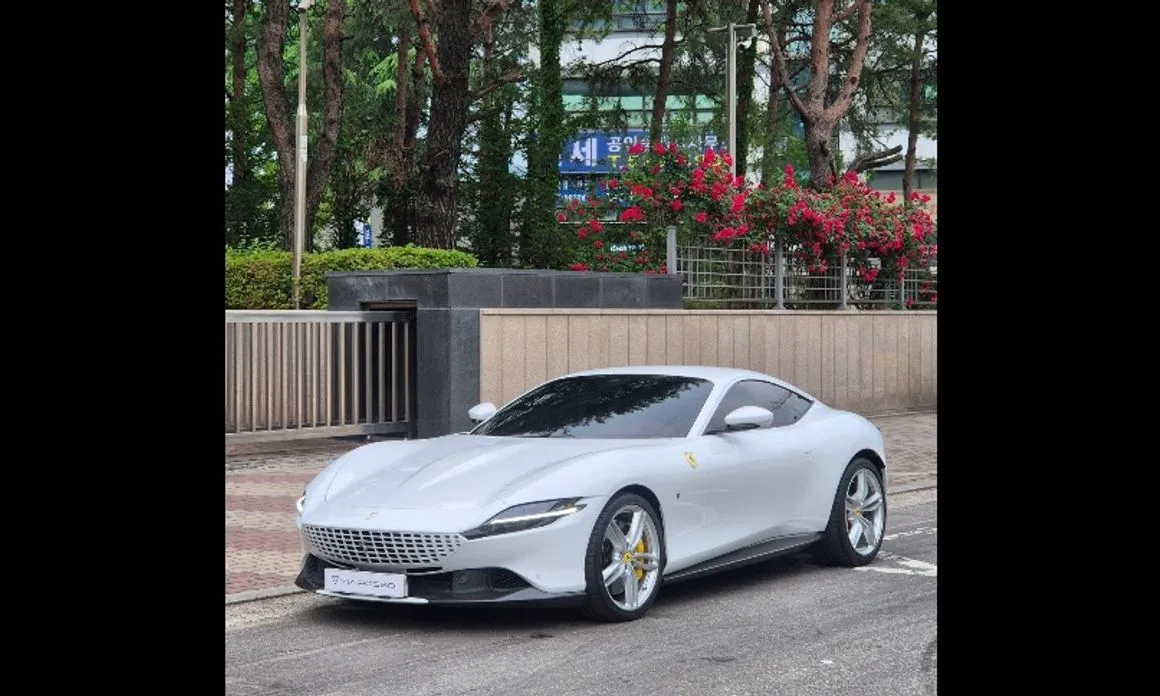 Ferrari Roma