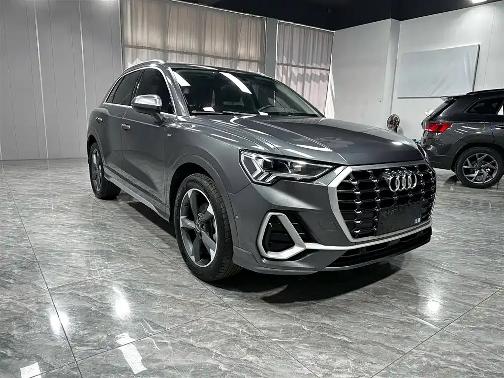 Audi Q3 — фото 4
