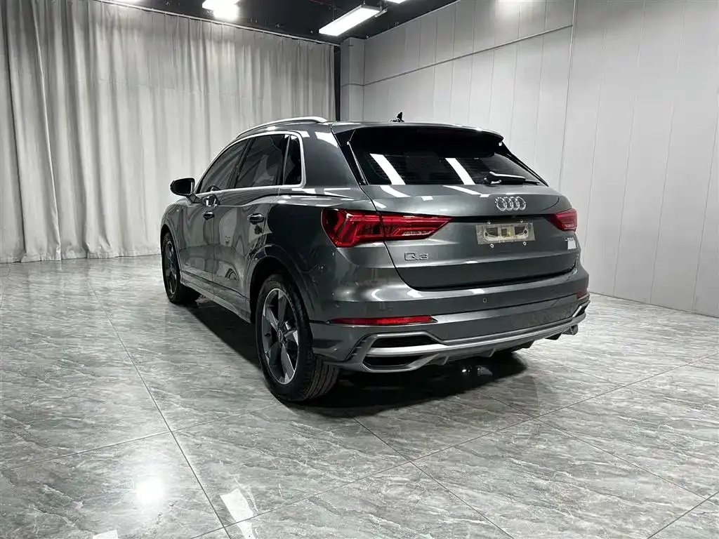 Audi Q3 — фото 5