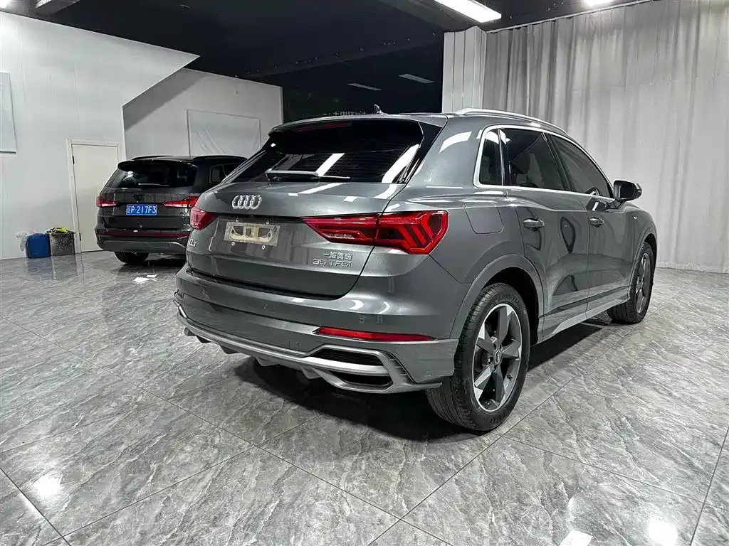 Audi Q3 — фото 3