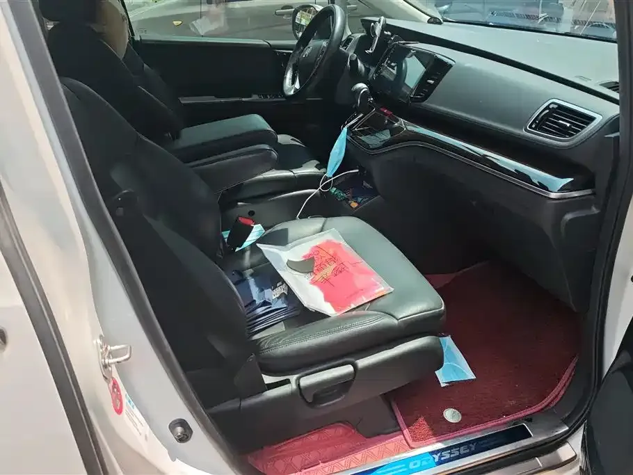 Honda Odyssey 2021 из CN, фото 3