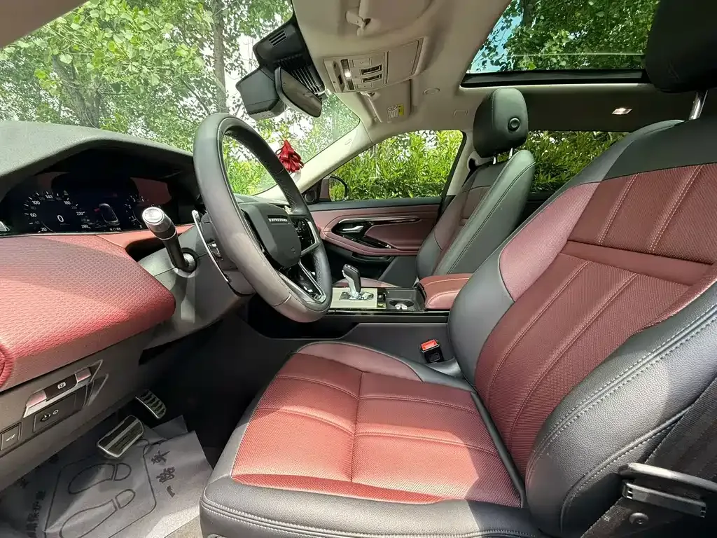 Land Rover Evoque — фото 7