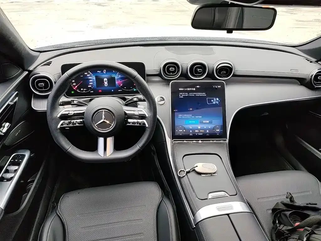 Mercedes-Benz C-Class — фото 10