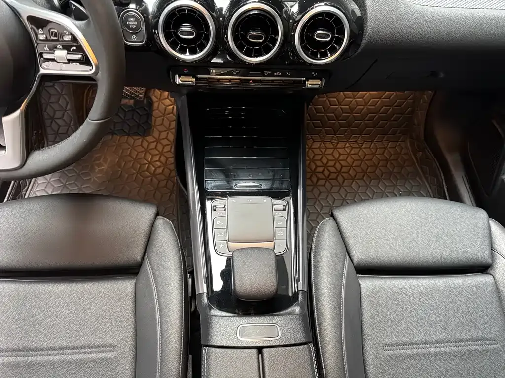 Mercedes-Benz GLA 2022 из CN, фото 10