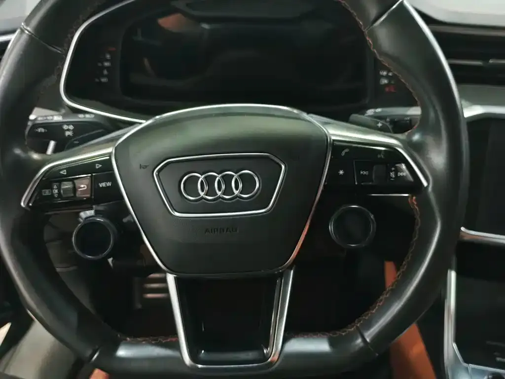 Audi A7L — фото 4