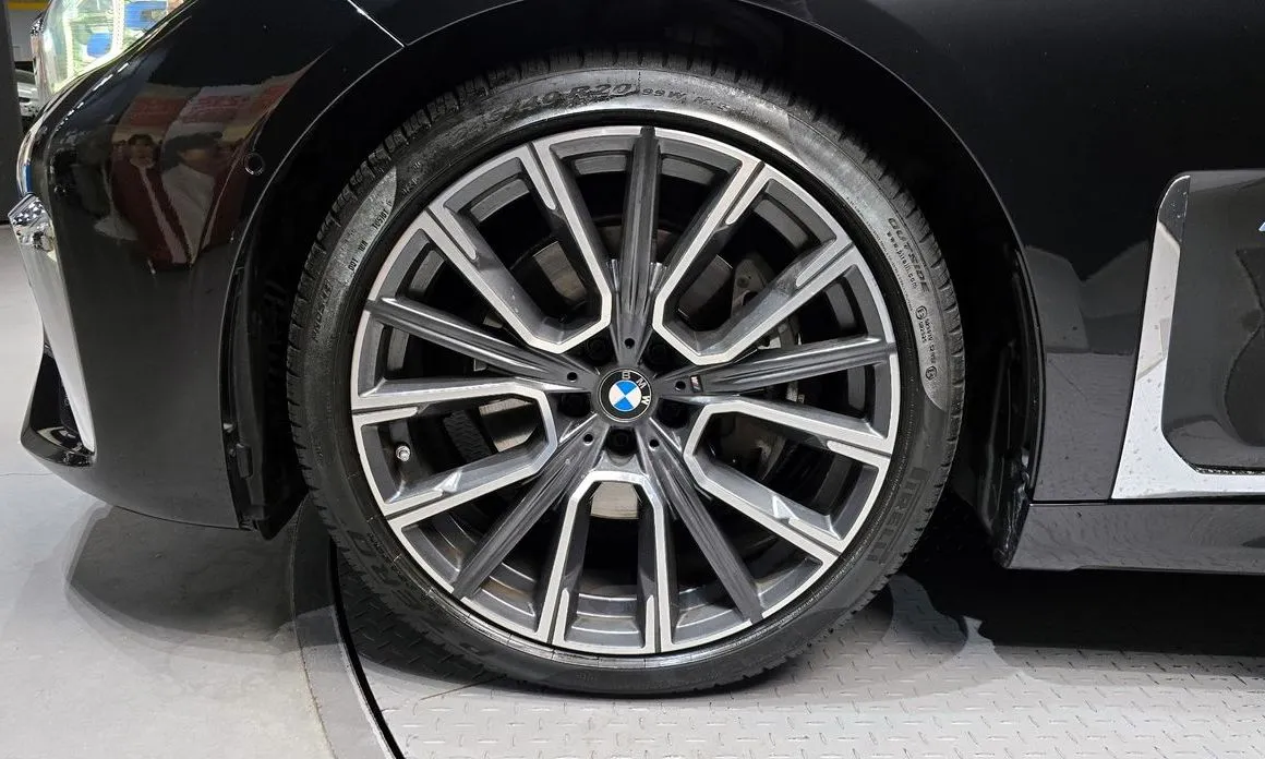 BMW 7-Series 2021 из KR, фото 9
