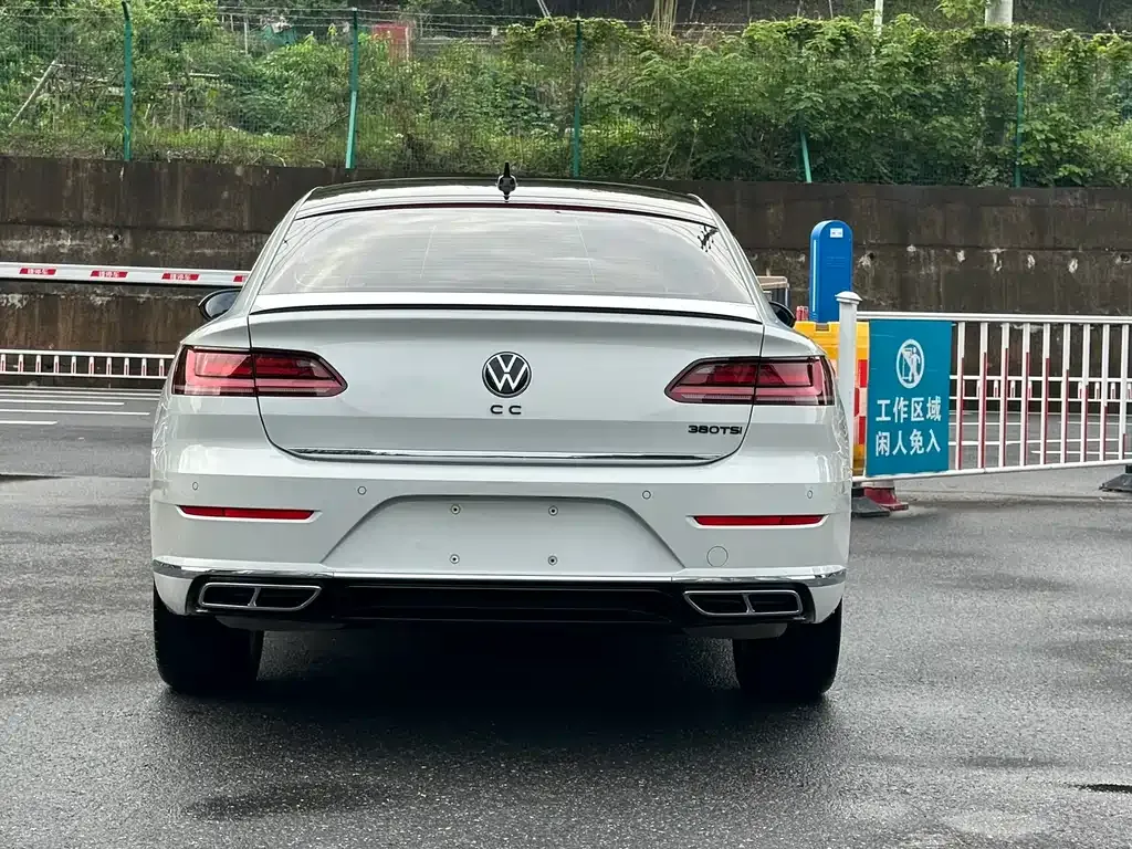 Volkswagen CC — фото 4