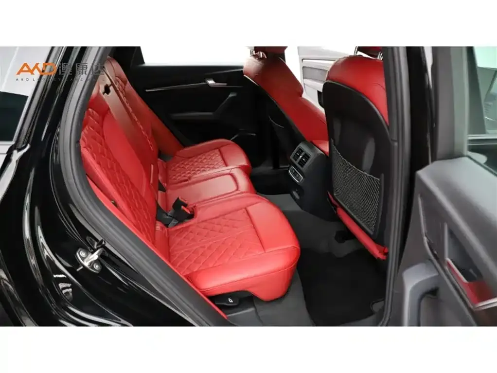 Audi SQ5 2023 из CN, фото 7