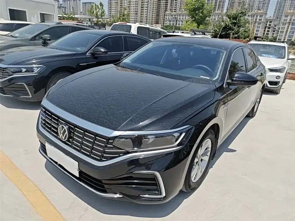 Volkswagen 帕萨特插电混动 — фото 1
