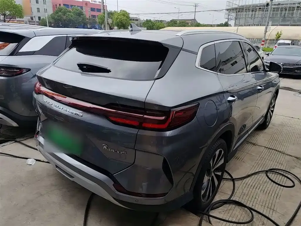 BYD PLUS New Energy — фото 3