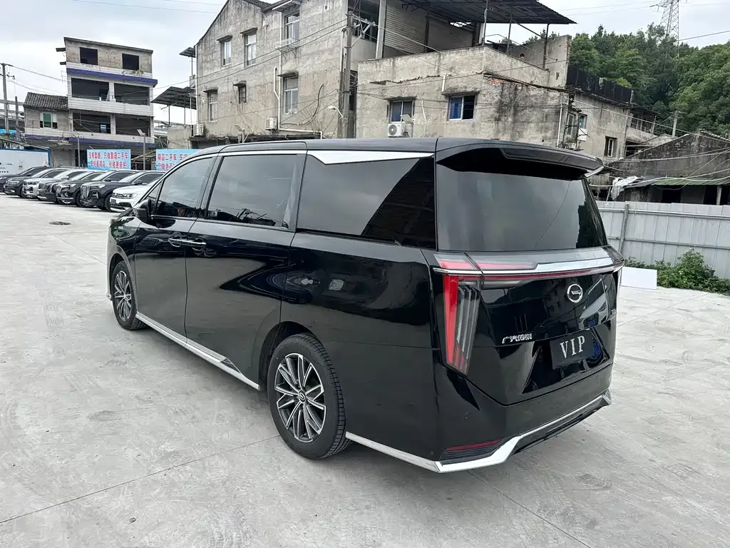 GAC Motor Trumpchi M8 — фото 10