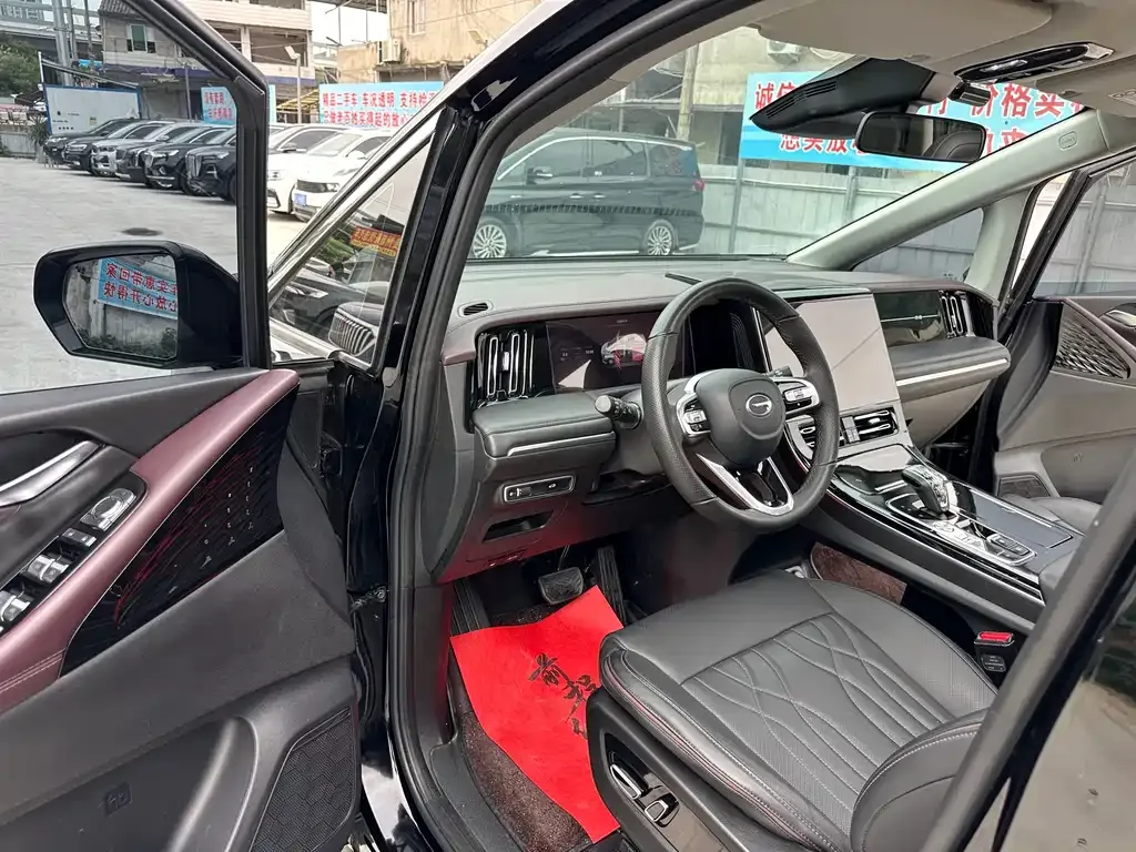 GAC Motor Trumpchi M8 — фото 9