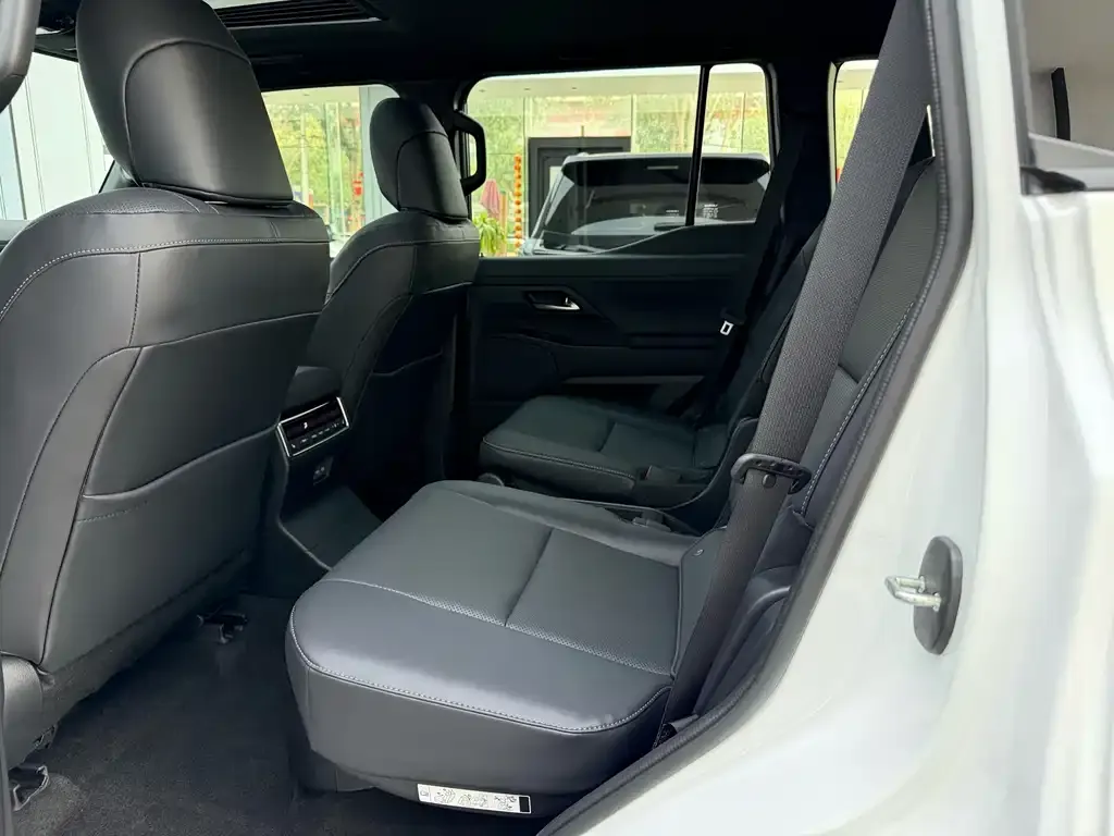 Lexus GX 2025 из CN, фото 5
