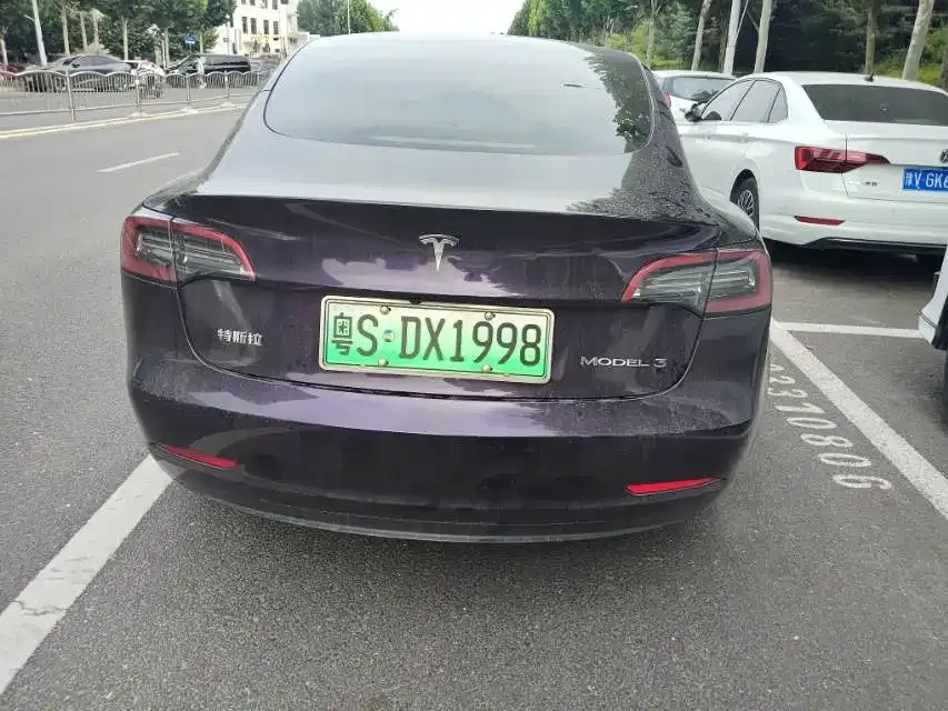 Tesla Model 3 — фото 5