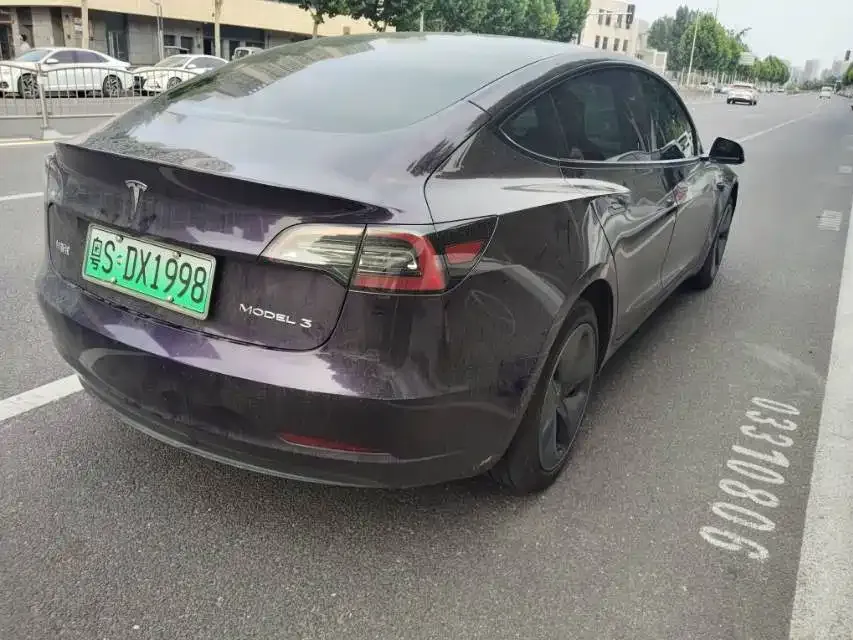 Tesla Model 3 — фото 7