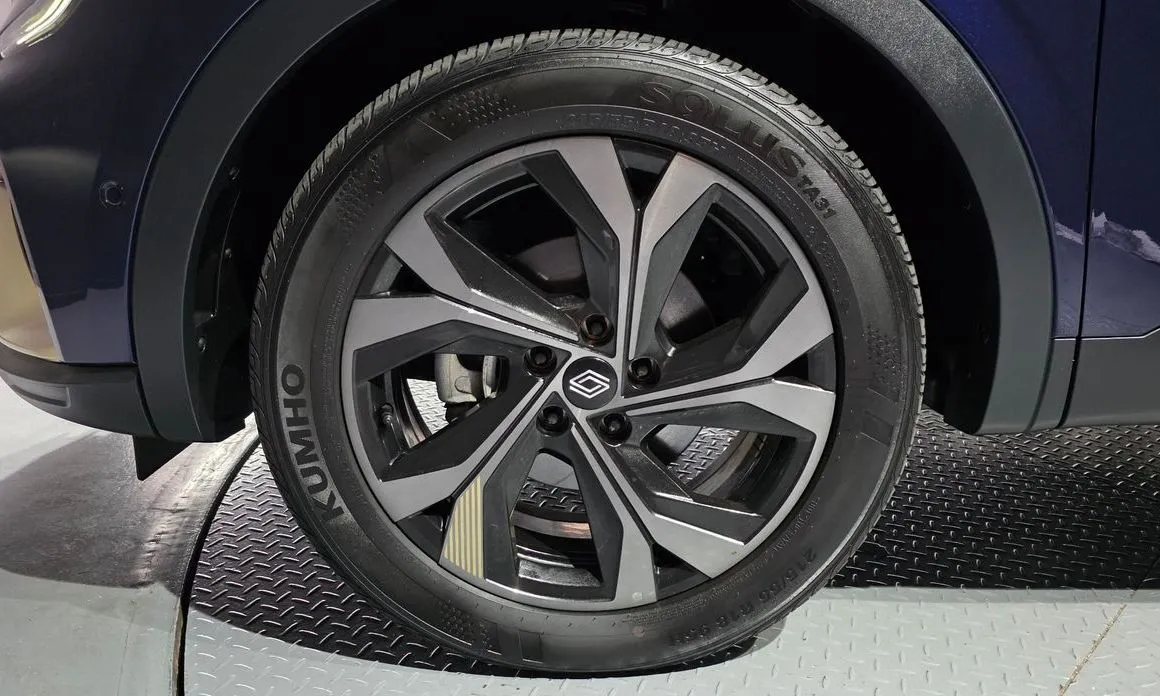 Renault Korea (Samsung) Arkana 2025 из KR, фото 4