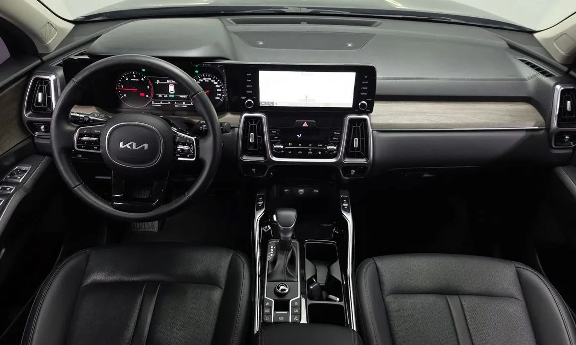 Kia Sorento — фото 5