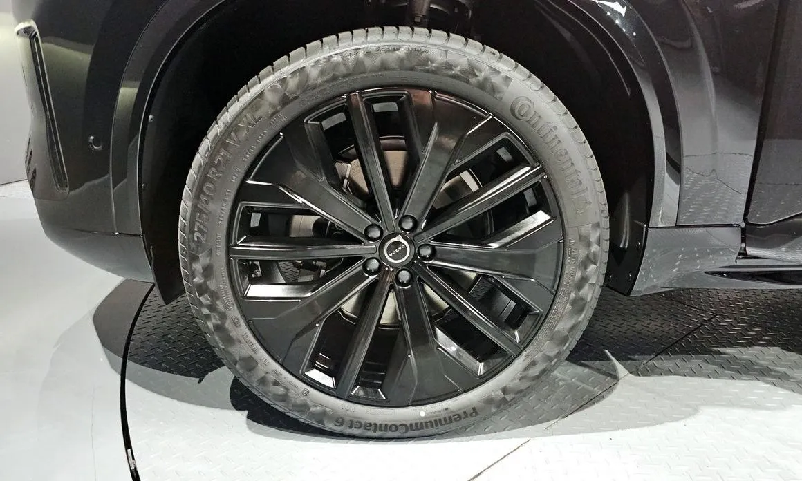 Volvo XC90 2026 из KR, фото 10