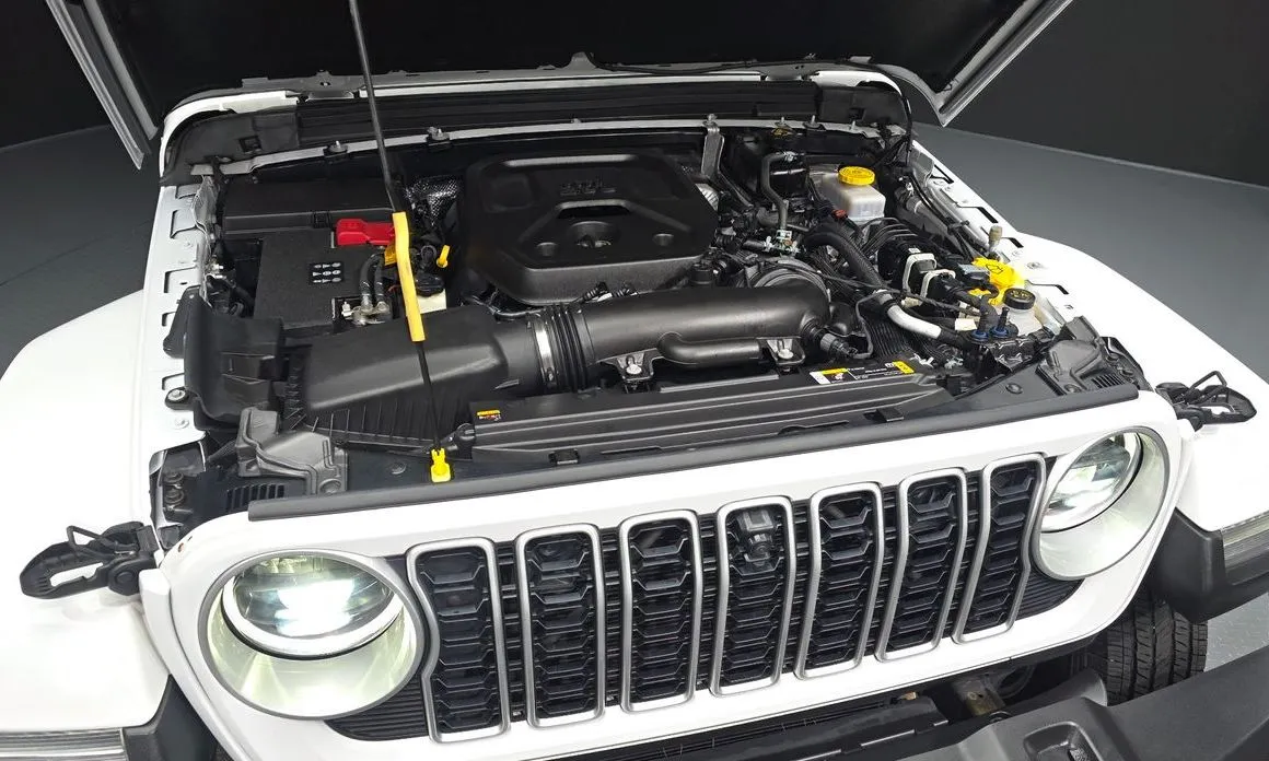 Jeep Wrangler 2024 из KR, фото 8