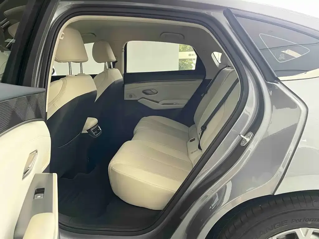 BYD Qin L 2024 из CN, фото 9