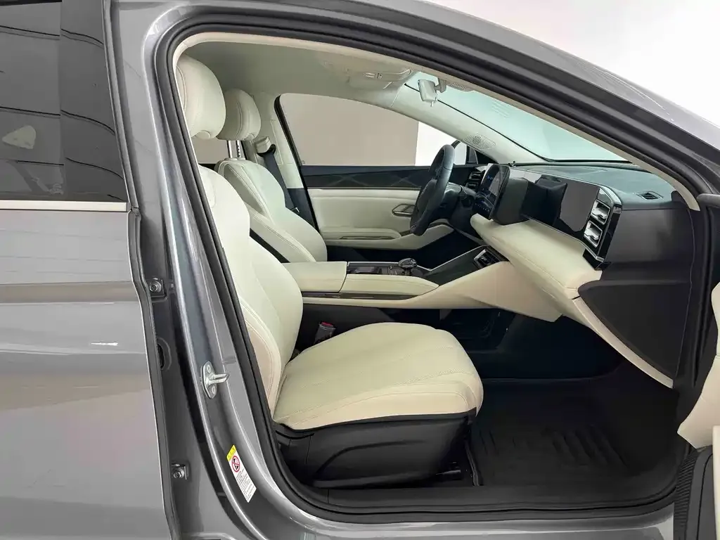 BYD Qin L 2024 из CN, фото 5