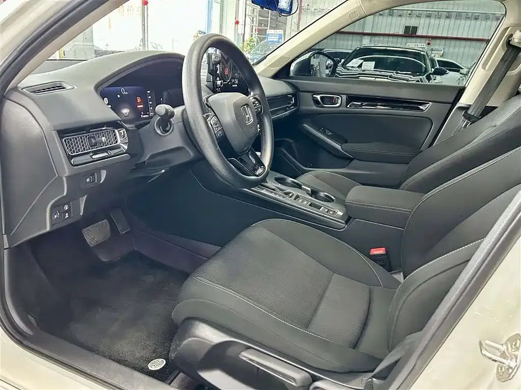 Honda Civic — фото 5