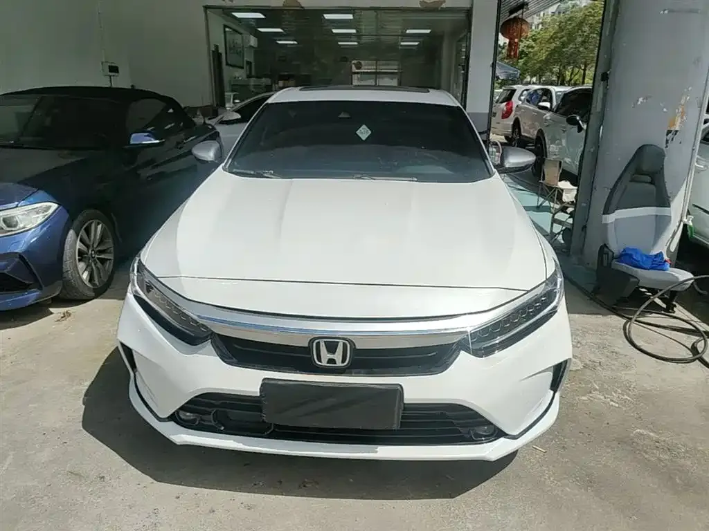 Honda Inspire — фото 6