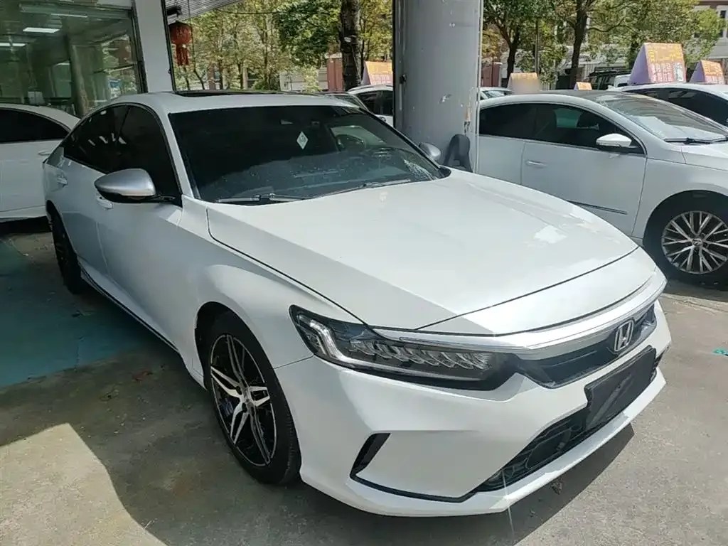 Honda Inspire — фото 10