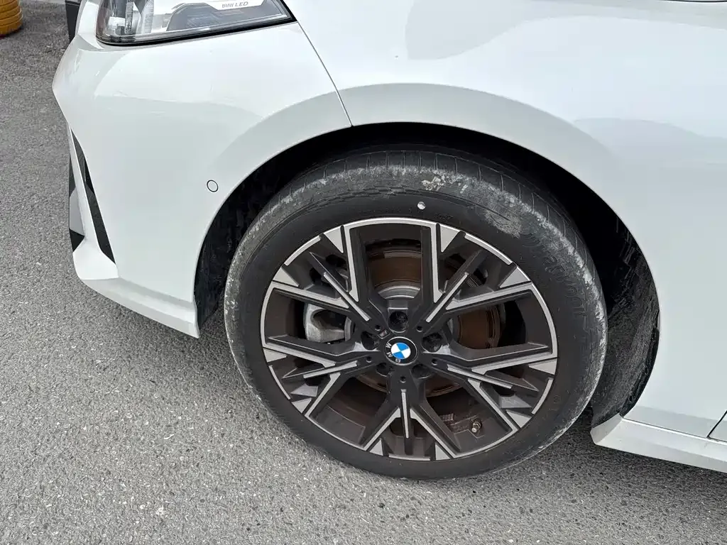 BMW 2 Series 2025 из CN, фото 9