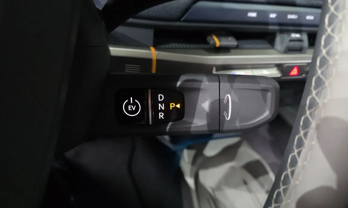 Kia EV3 2025 из KR, фото 3