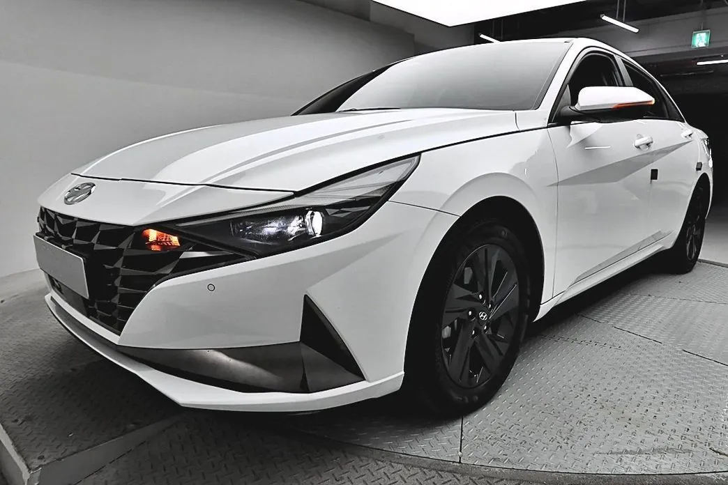 Hyundai AVANTE 2021 из KR, фото 6