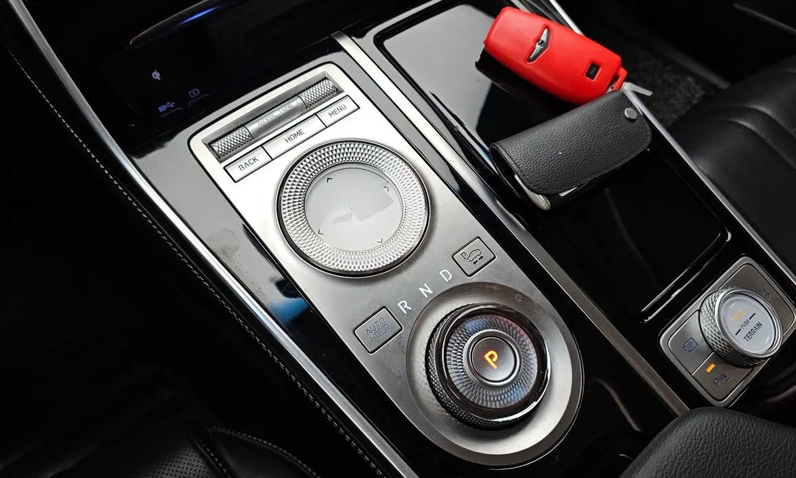 Genesis GV80 — фото 10