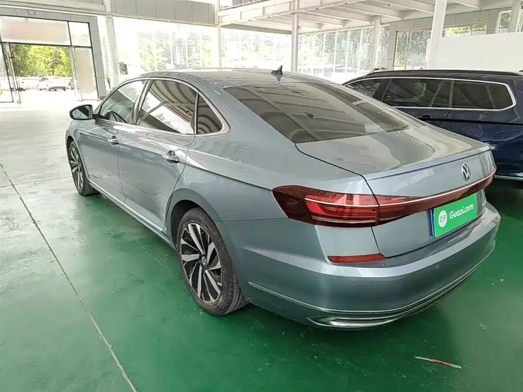 Volkswagen Passat — фото 5