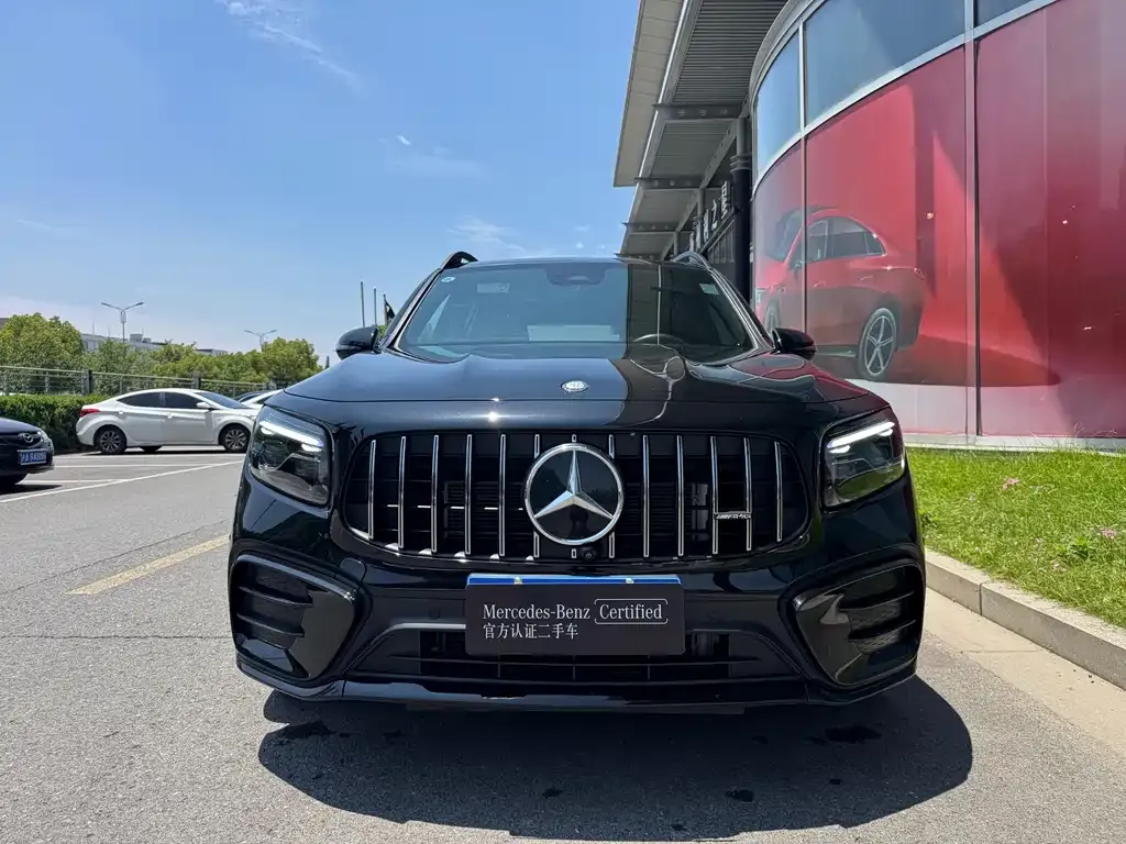 Mercedes-Benz GLB AMG — фото 8
