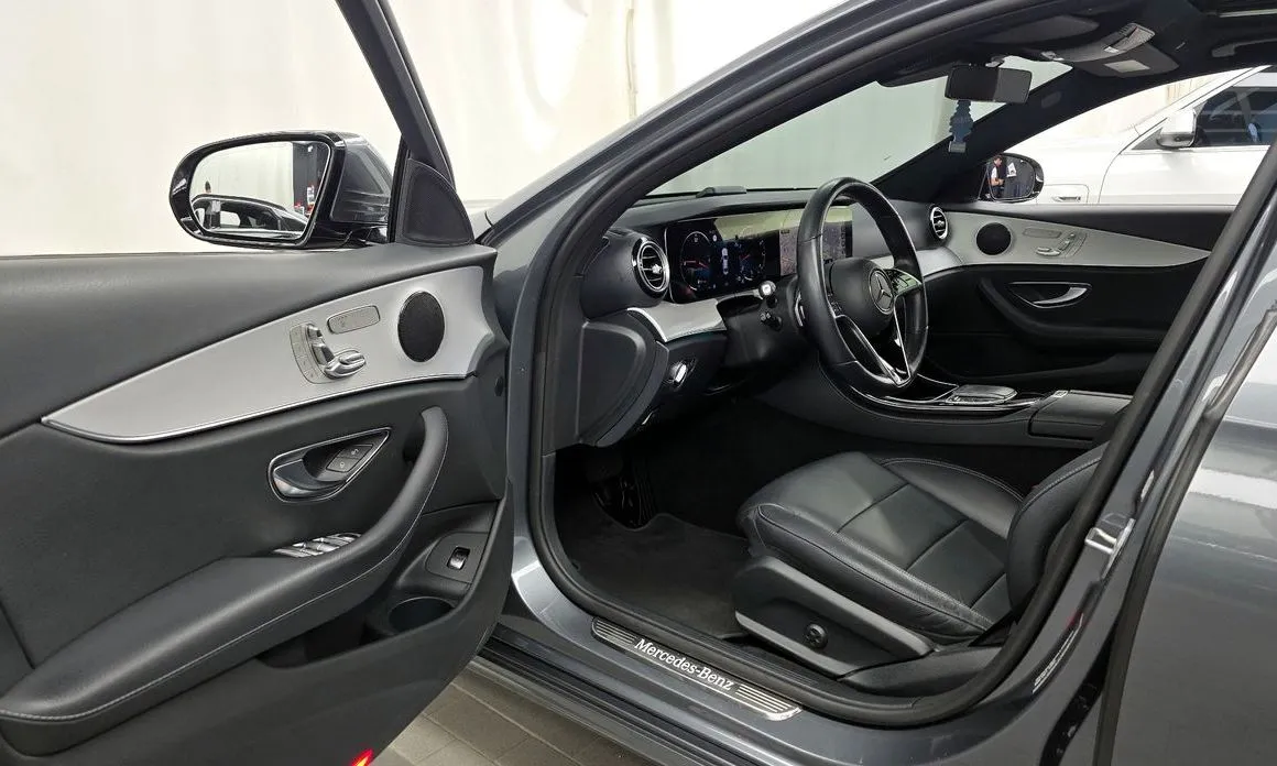Mercedes-Benz E-Class 2021 из KR, фото 7
